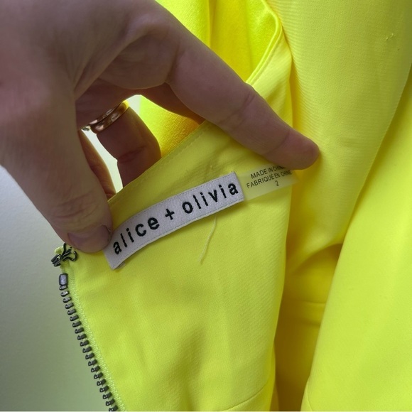 Alice + Olivia Eliza Neon Yellow Slip Dress – Silky Y2K Wedding Guest Party - Picture 9 of 16